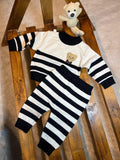 Boys' Autumn and Winter Sweater Set with Knitwear Two-Piece Warm Round Neck Sweaters and Pants, Perfect for Outdoor