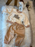 Lying Cartoon Panda Graphic Print, Baby Girls' 2PCS Outfit, Crew Neck Long Sleeve Sweatshirt And Comfy Sweatpants Set For Fall And Winter,