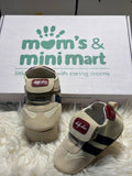 Give your little explorer the perfect blend of comfort and style with these premium pre-walker baby shoes from Moms & Mini Mart